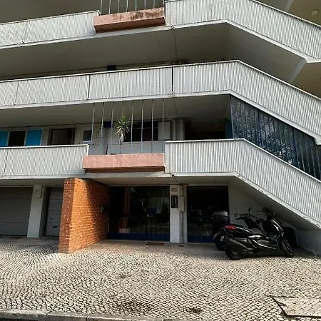 Airport ליסבון