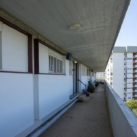 Airport Apartment